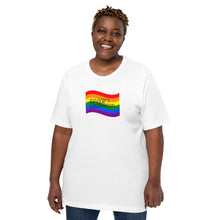 Load image into Gallery viewer, Unisex t-shirt Pride Flag
